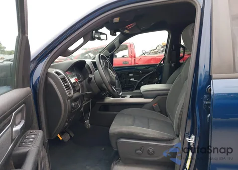 2019 Ram 1500 Big Horn/Lone Star 4X4 5'7 Box z USA, uszkodzony, nr VIN 1C6SRFFT7KN663677